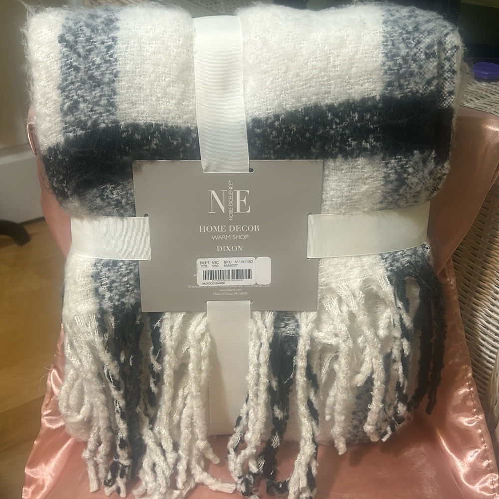 Noble Excellence Home Decor. Dixon Faux Mohair Windowpane Throw Blanket